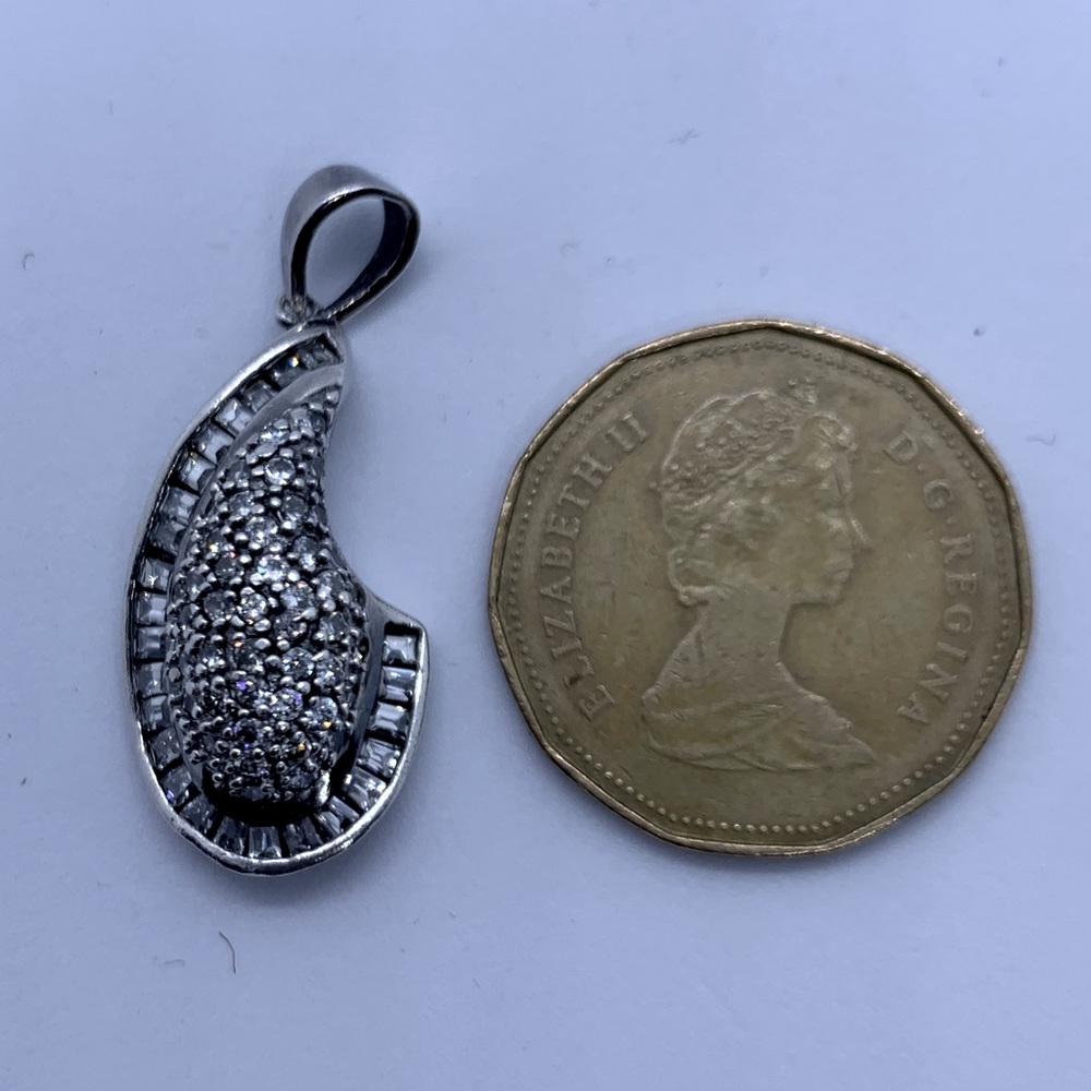 🆕 Sterling Silver 925 pendant